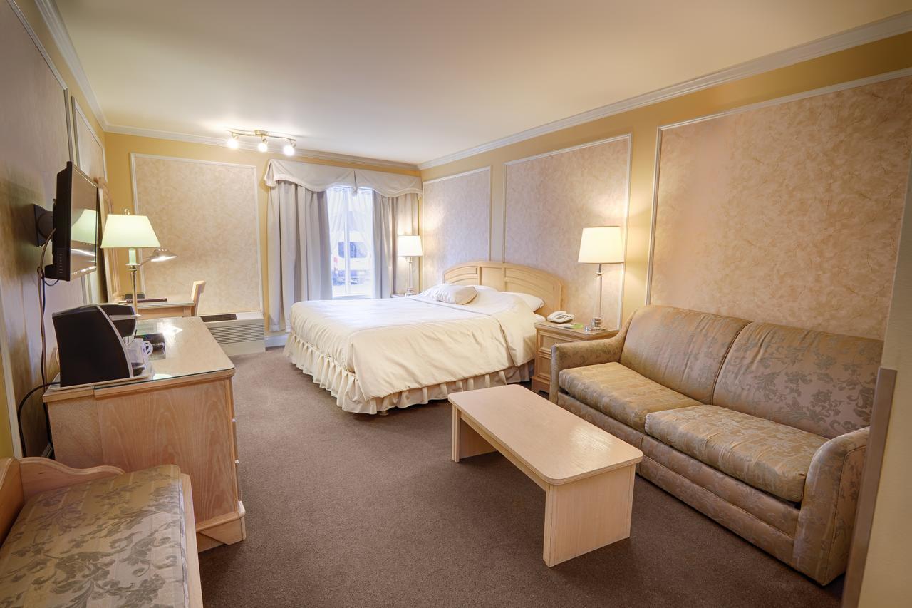 Hotel Travelodge By Wyndham Victoriaville Exteriör bild