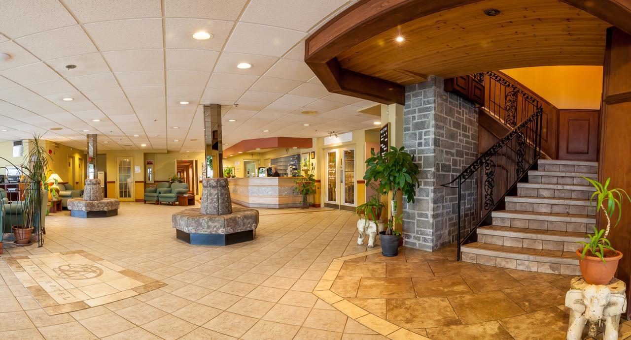 Hotel Travelodge By Wyndham Victoriaville Exteriör bild